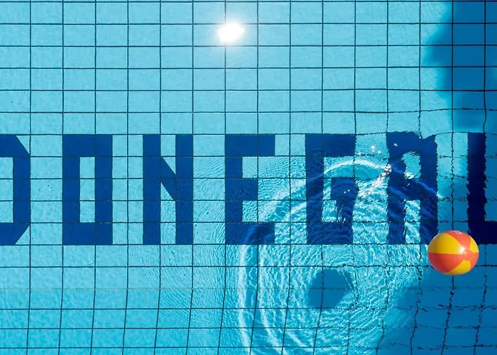 Donegal 3* チェゼナーティコ